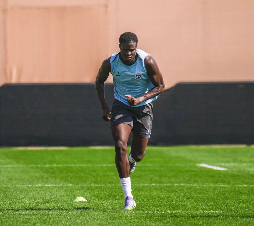 世俱杯买球网站-中超热身赛：申花1-1俄甲球队4战不胜，盖伊破门，阿马杜接连缺阵