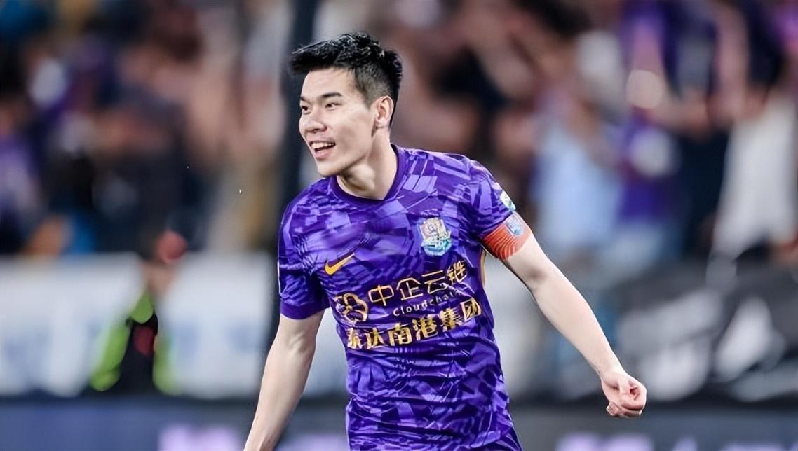 世俱杯买球网站-武汉三镇后防已迎来多条新大鱼助阵，本赛季携手挑大梁，值得期待