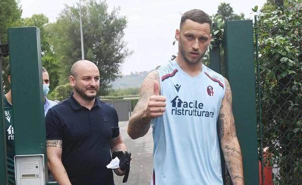 世俱杯买球网站-签字！阿瑙正式告别海港加盟意甲 直言：因家庭离开