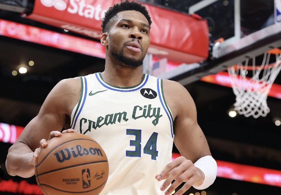 世界杯客户端安装说明-名记：现在我更倾向于字母哥会留队，目前有力竞争者只剩热火